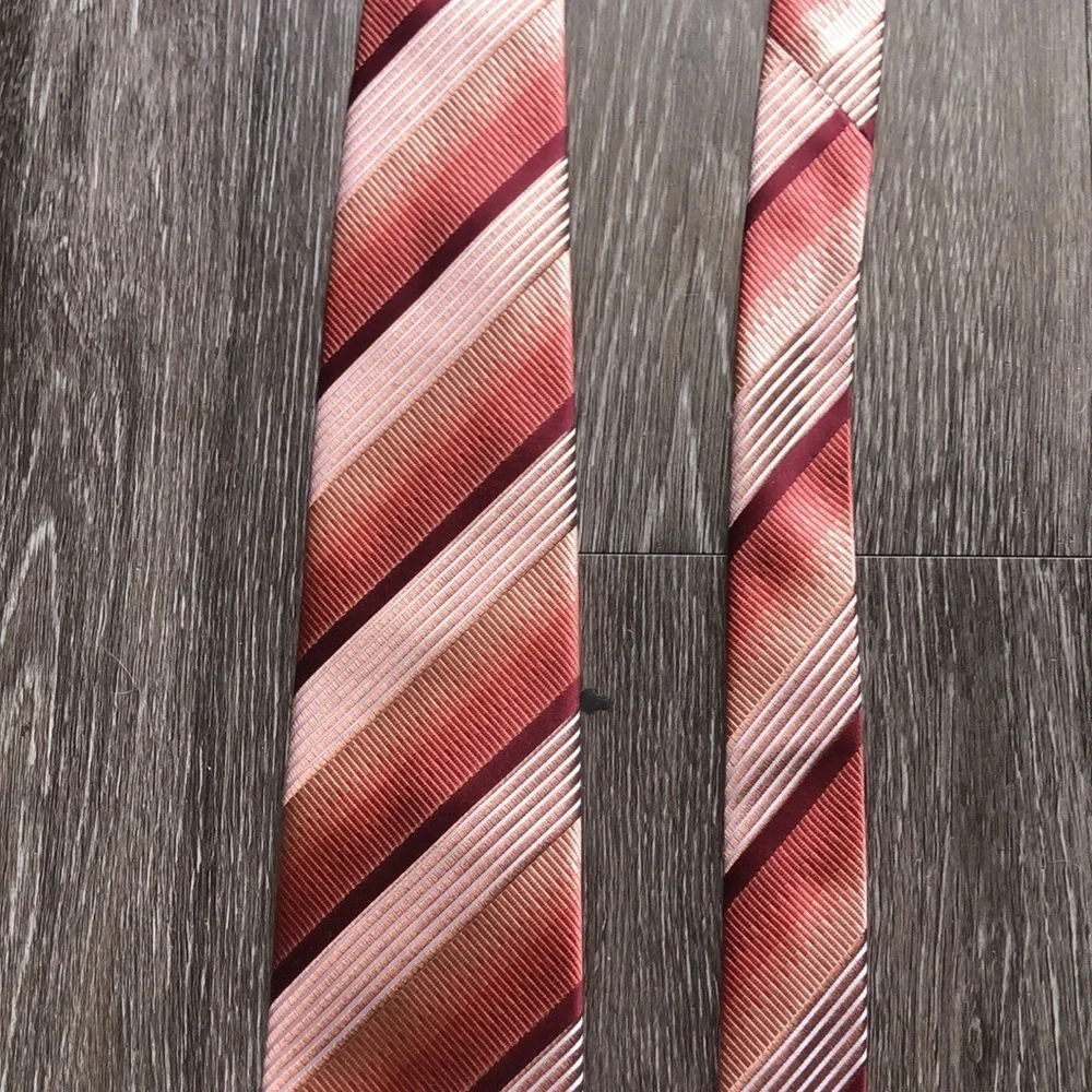 Kenneth Cole Reaction Tie